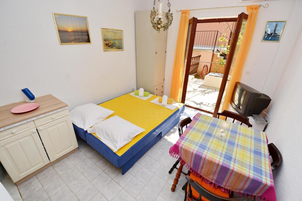 Apartmani Irena Ciovo Τρογκίρ Εξωτερικό φωτογραφία
