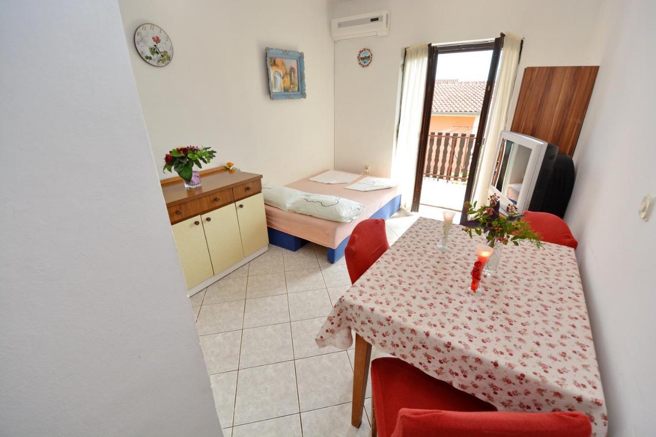 Apartmani Irena Ciovo Τρογκίρ Εξωτερικό φωτογραφία