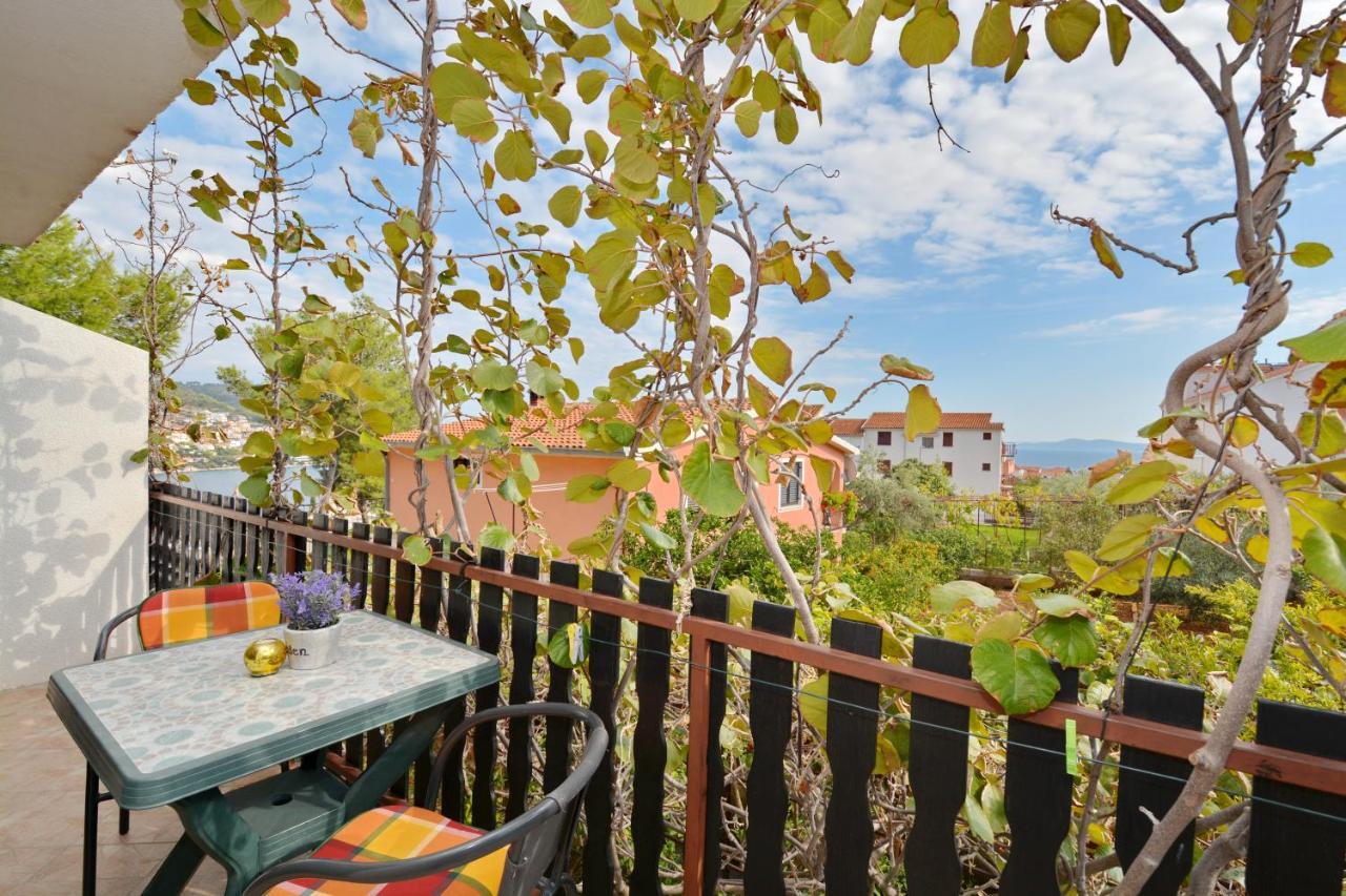 Apartmani Irena Ciovo Τρογκίρ Εξωτερικό φωτογραφία